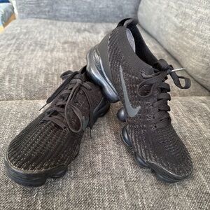 NikeAir Vapor Max Fly Knit 3 AJ6910-002 Size 6.5 Big Kid Mens Black Carbon Gray